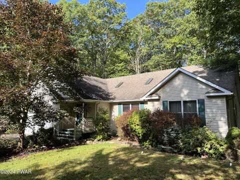 112 Boulder Drive, Lords Valley, PA 18428