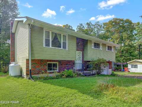 109 Paradise Lane, Greentown, PA 18426