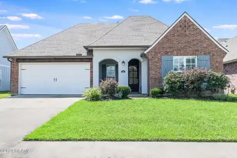 402 Capstone Crossing, Lafayette, LA 70506