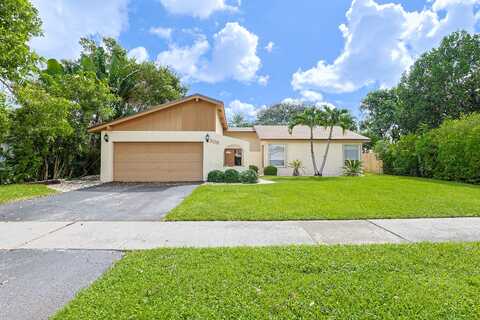 208 NW 40th Terrace, Deerfield Beach, FL 33442