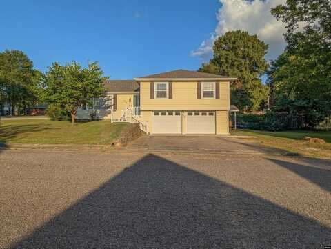 202 Laura, Martin, TN 38237