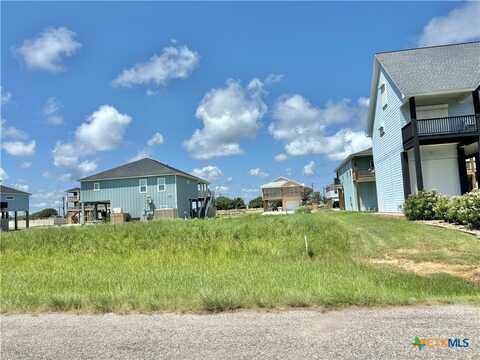 58 Kingfisher Street, Port o Connor, TX 77982