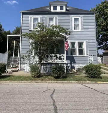 227 S 7Th Street, Vincennes, IN 47591