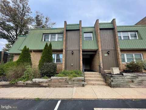 131 MEADOWVIEW LANE, MONT CLARE, PA 19453