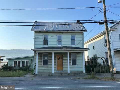 414 E MARKET STREET, GRATZ, PA 17030