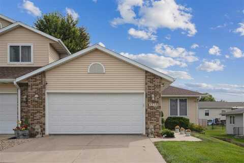 3335 Queen Dr SW, CedarRapids, IA 52404