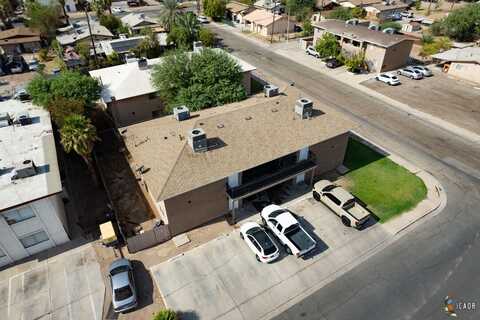 216 Beach Ave, Calexico, CA 92231