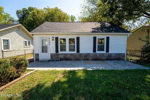 4042 Catalpa Ave, Knoxville, TN 37914