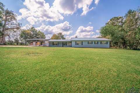 704 Haggerty Rd, Karnack, TX 75661