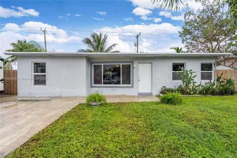 2560 NE 8th Ter, Pompano Beach, FL 33064