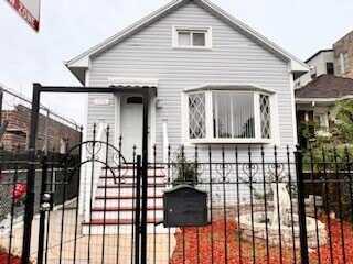 4736 W Addison Street, Chicago, IL 60641