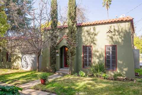 453 E Sacramento Street, Altadena, CA 91001