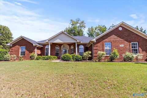 105 Little Burwell Road, Harvest, AL 35749