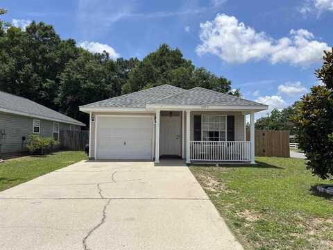 5893 Bilek Dr, Pensacola, FL 32526