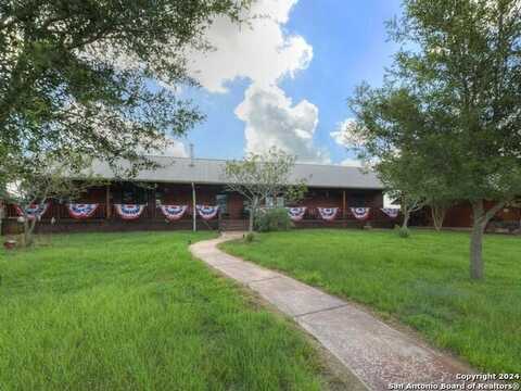 449 RED ROCK RD, Kingsbury, TX 78638