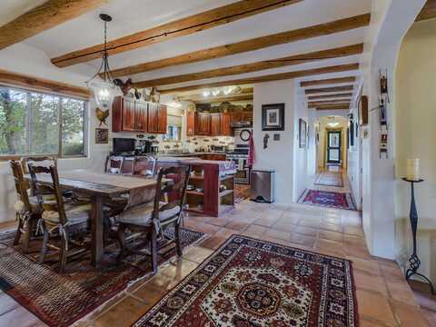 120 Los Cordovas Rd, Ranchos de Taos, NM 87557