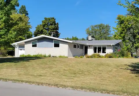 125 Parker Avenue, Alpena, MI 49707