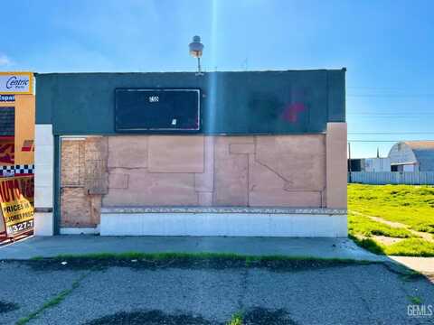 209 California Avenue, Bakersfield, CA 93307