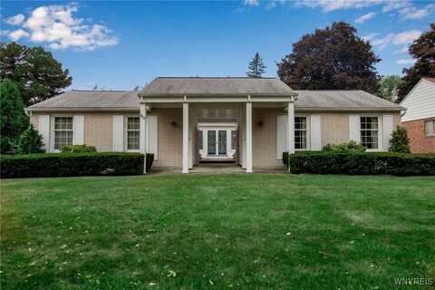 40 Lakewood Parkway, Amherst, NY 14226