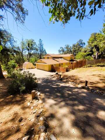 9985 Wendell Road, Mountain Ranch, CA 95246