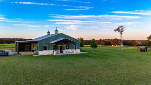 201 Bermuda Lane, Fredericksburg, TX 78624