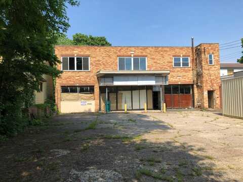 5749 Hamilton Avenue, Cincinnati, OH 45224