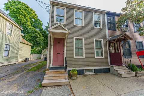 26 North Street, Schenectady, NY 12305