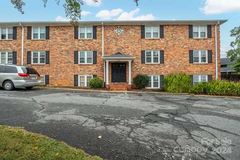 920 Mcalway Road, Charlotte, NC 28211