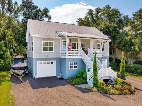 215 W Indian Avenue, Folly Beach, SC 29439