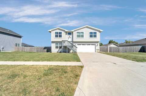 2202 Sunflower Street, Perry, IA 50220