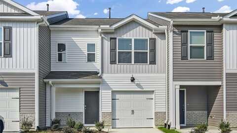 41 Honeycutt Oaks Dr, Angier, NC 27501