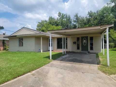 2705 ABEL CIR, LAKE CHARLES, LA 70601