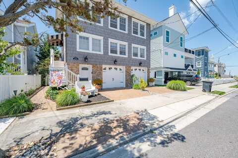 66-68 Sunset Pl, Ocean City, NJ 08226