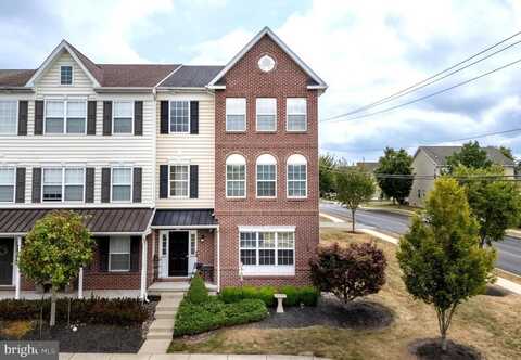 2005 MORGAN HILL DRIVE, PENNSBURG, PA 18073