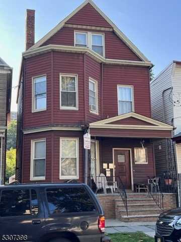 132 Wakeman Avenue, Newark, NJ 07104