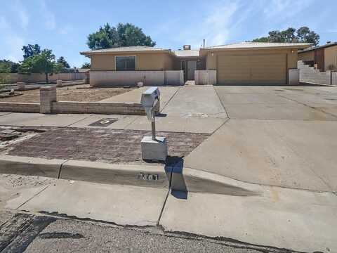 7401 Pecos Trail NW, Albuquerque, NM 87120