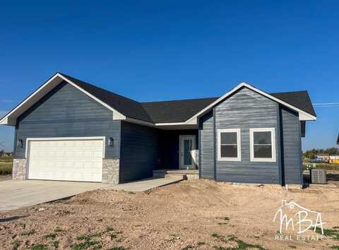 323 Rowland Circle, Garden City, KS 67846