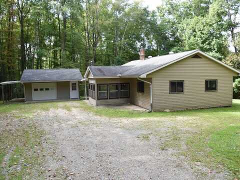 16659 S MEAD Road, Saegertown, PA 16433