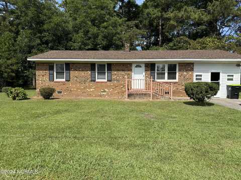 6748 Hassell Road, Robersonville, NC 27871