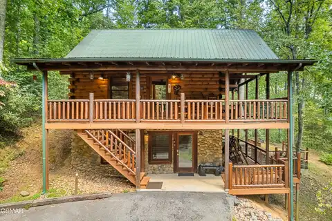 4230 Alyssa Way Way, Gatlinburg, TN 37738