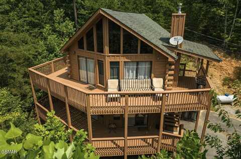 3152 Hatcher Top Road, Sevierville, TN 37862