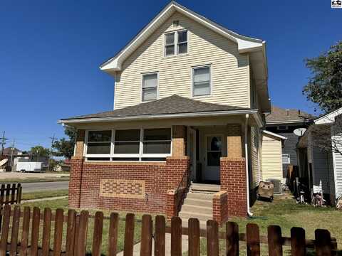 100 E 5th Ave, Hutchinson, KS 67501