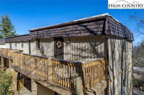 105 Upper Holiday Lane, Beech Mountain, NC 28604