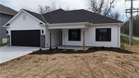 4000 Stacey Way Court, Saint Joseph, MO 64505