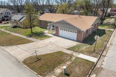 317 N Montgomery Street, Sedan, KS 67361