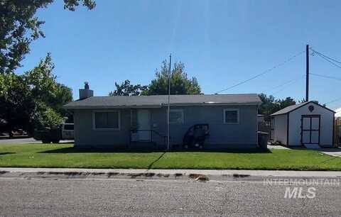 923 13th St South, Nampa, ID 83651