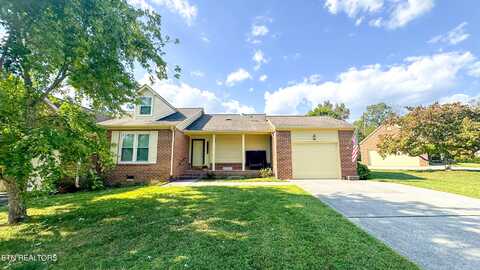 8423 Woodbend Tr, Knoxville, TN 37919