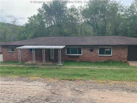 106 Lincoln Drive, Dunbar, WV 25313