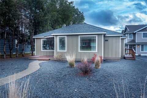 704 E Capital Ave, Ellensburg, WA 98926