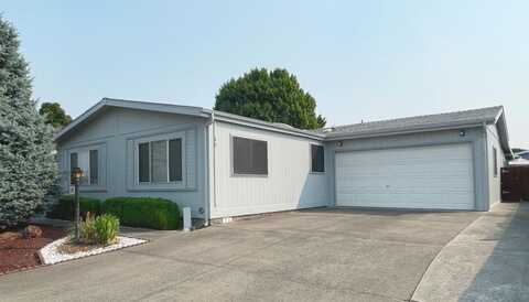 555 Freeman Rd, central point, OR 97502